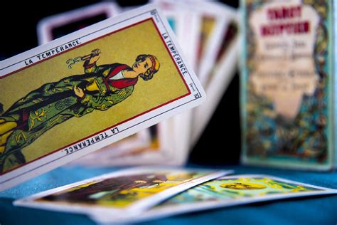 cuantas cartas del tarot hay|Cuántas cartas hay en una baraja de Tarot y cómo。